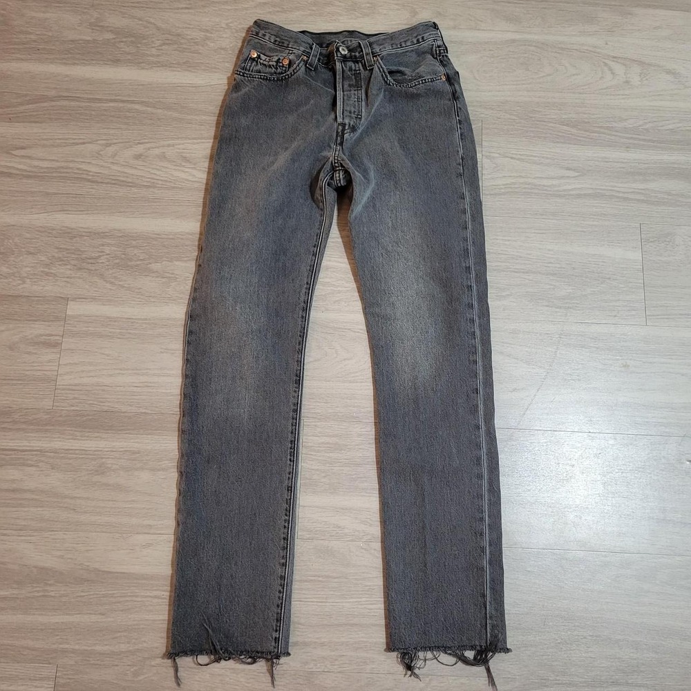 Levis 501 Original Fit Gray High Rise Straight Leg Button Fly Jeans W26 L32